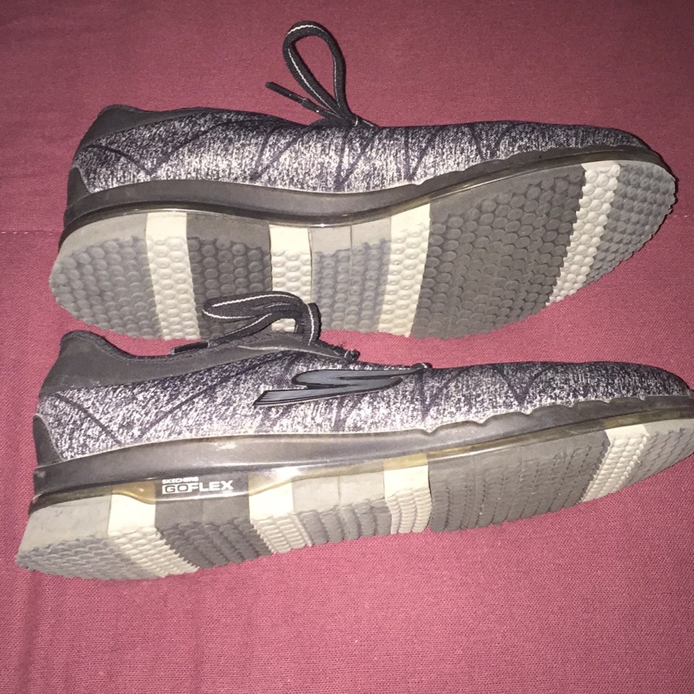 Sketchers Go Flex Sneakers